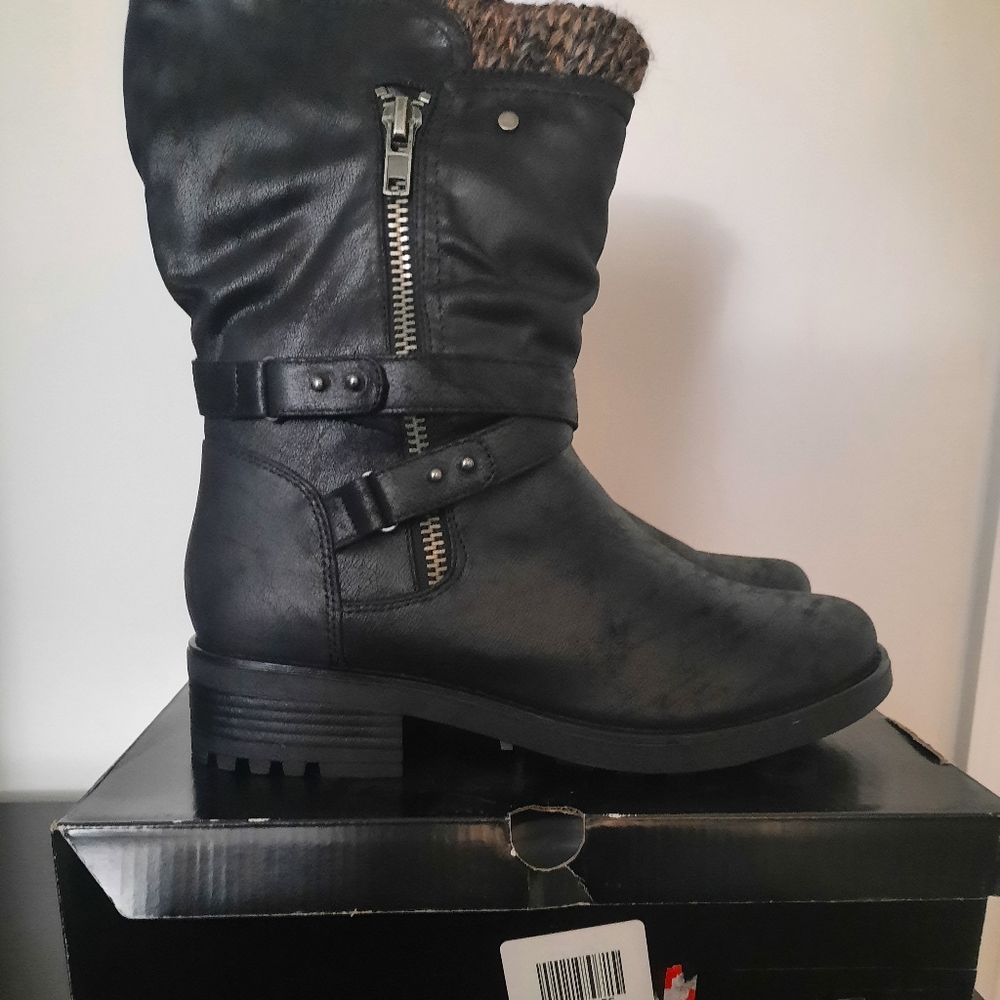 Boots brand new never worn